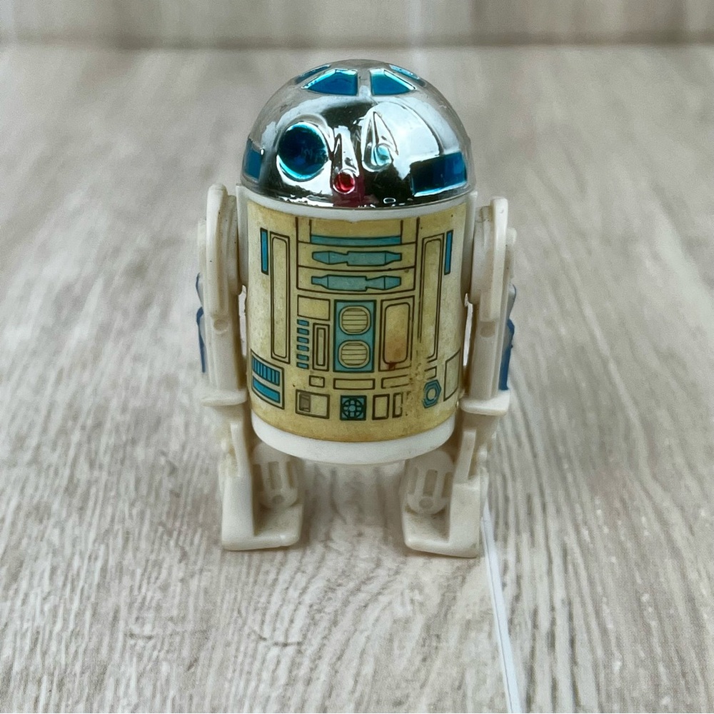 Vintage 1977 Kenner Star Wars R2-D2 First 12 Solid Dome Original Hong Kong R2D2